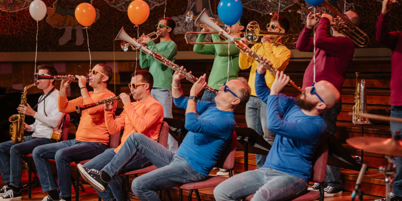 Proposta escènica i musical contemporània amb una cobla