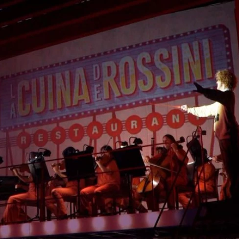 Vídeo sobre la música de l'òpera La cuina de Rossini