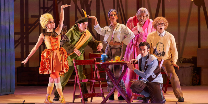 Personatges del muntatge operístic familiar La cuina de Rossini
